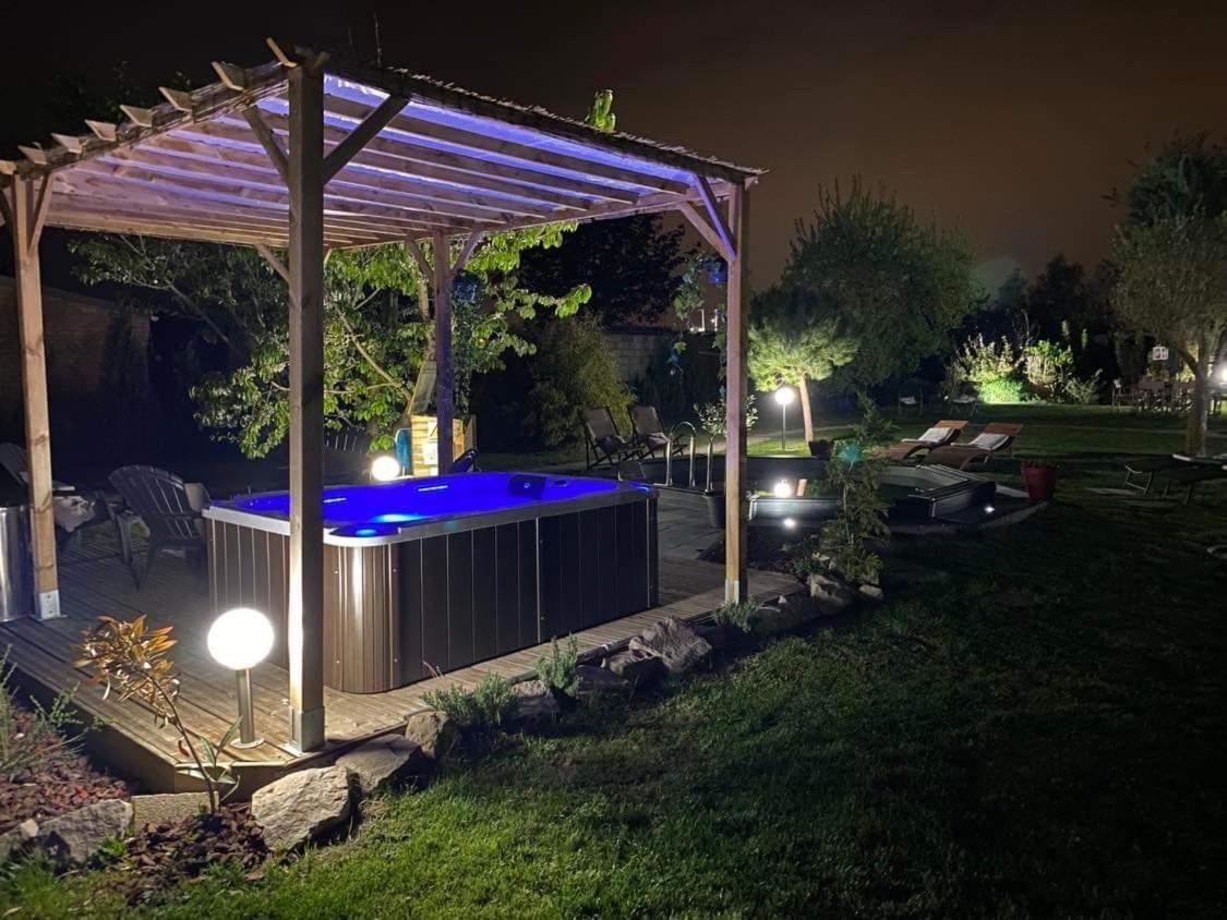 Au Domaine Fresnois Bed & Breakfast Fresnes-les-Montauban ภายนอก รูปภาพ