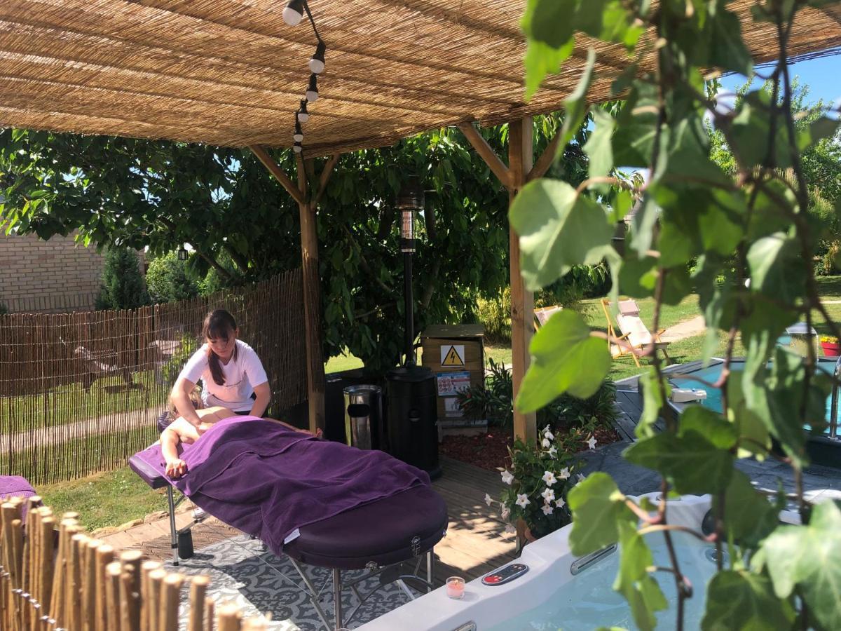 Au Domaine Fresnois Bed & Breakfast Fresnes-les-Montauban ภายนอก รูปภาพ