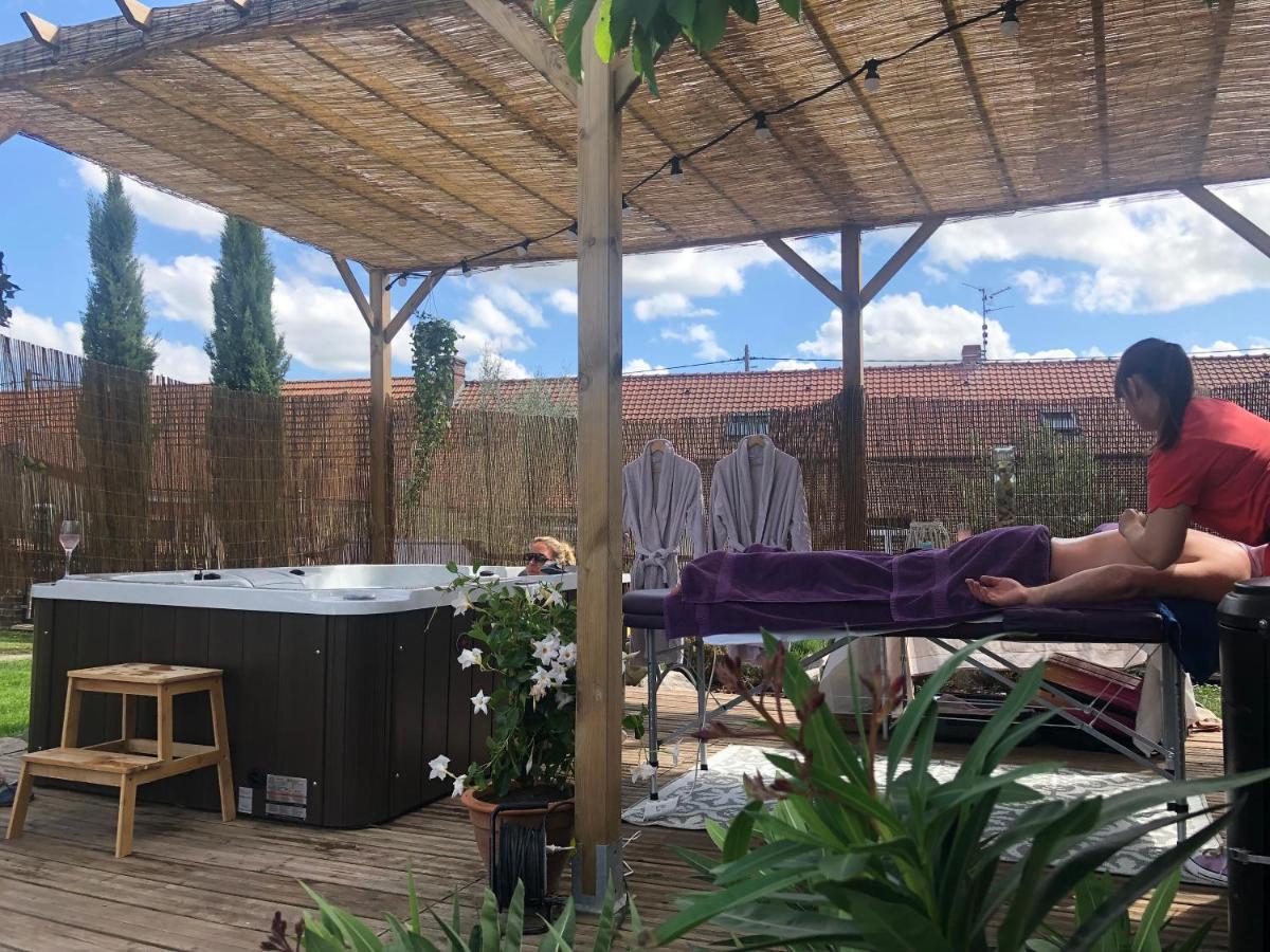 Au Domaine Fresnois Bed & Breakfast Fresnes-les-Montauban ภายนอก รูปภาพ