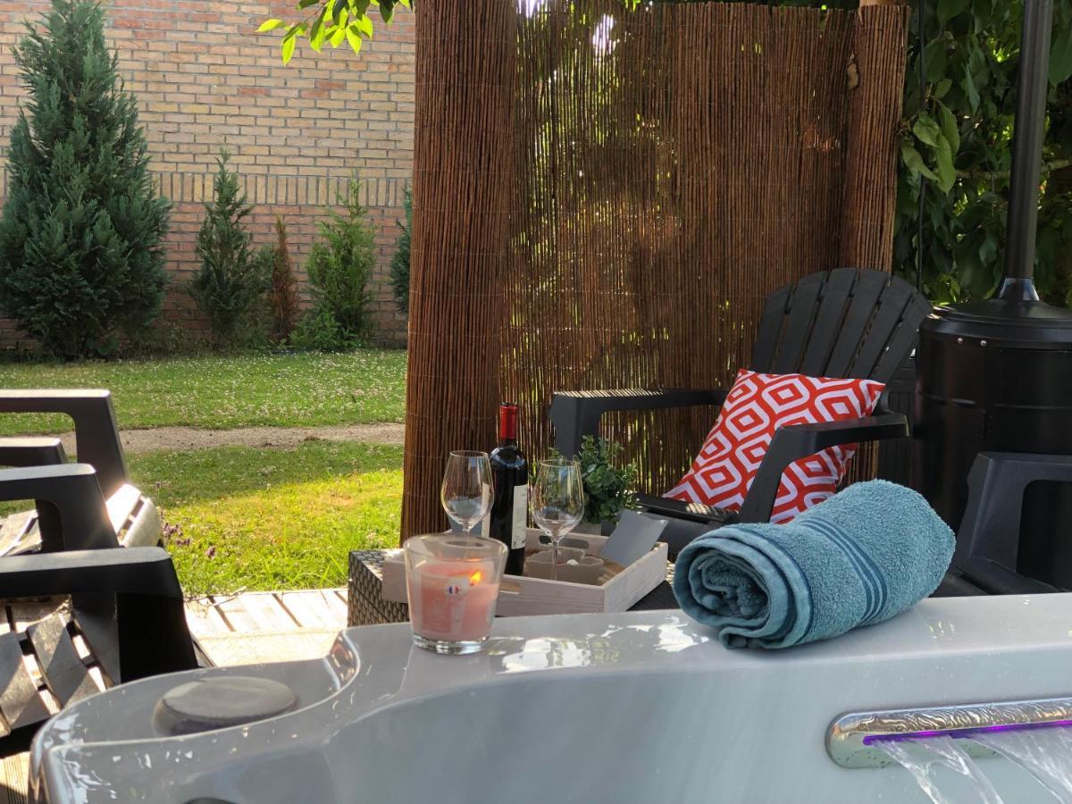 Au Domaine Fresnois Bed & Breakfast Fresnes-les-Montauban ภายนอก รูปภาพ